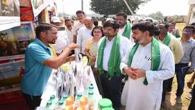 ప్రత్యామ్నాయ పంటల వైపు అడుగులు వేయాలి 