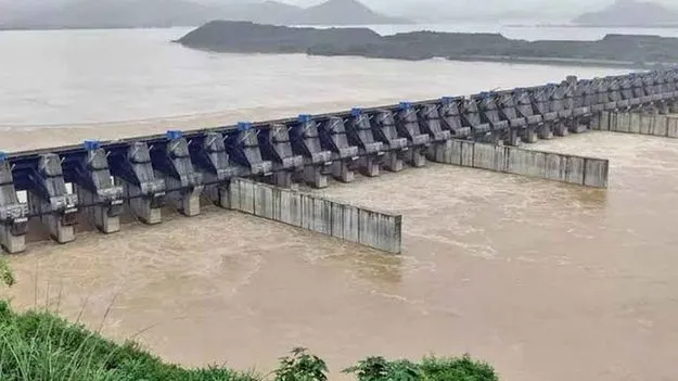 పోలవరం పనులు పరిశీలించిన పీపీఏ సీఈవో