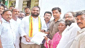 పేదల ఆర్యోగానికి భరోసా