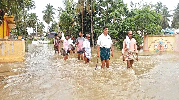 When the stream floods, it spells terror. గెడ్డ పొంగితే గడగడే