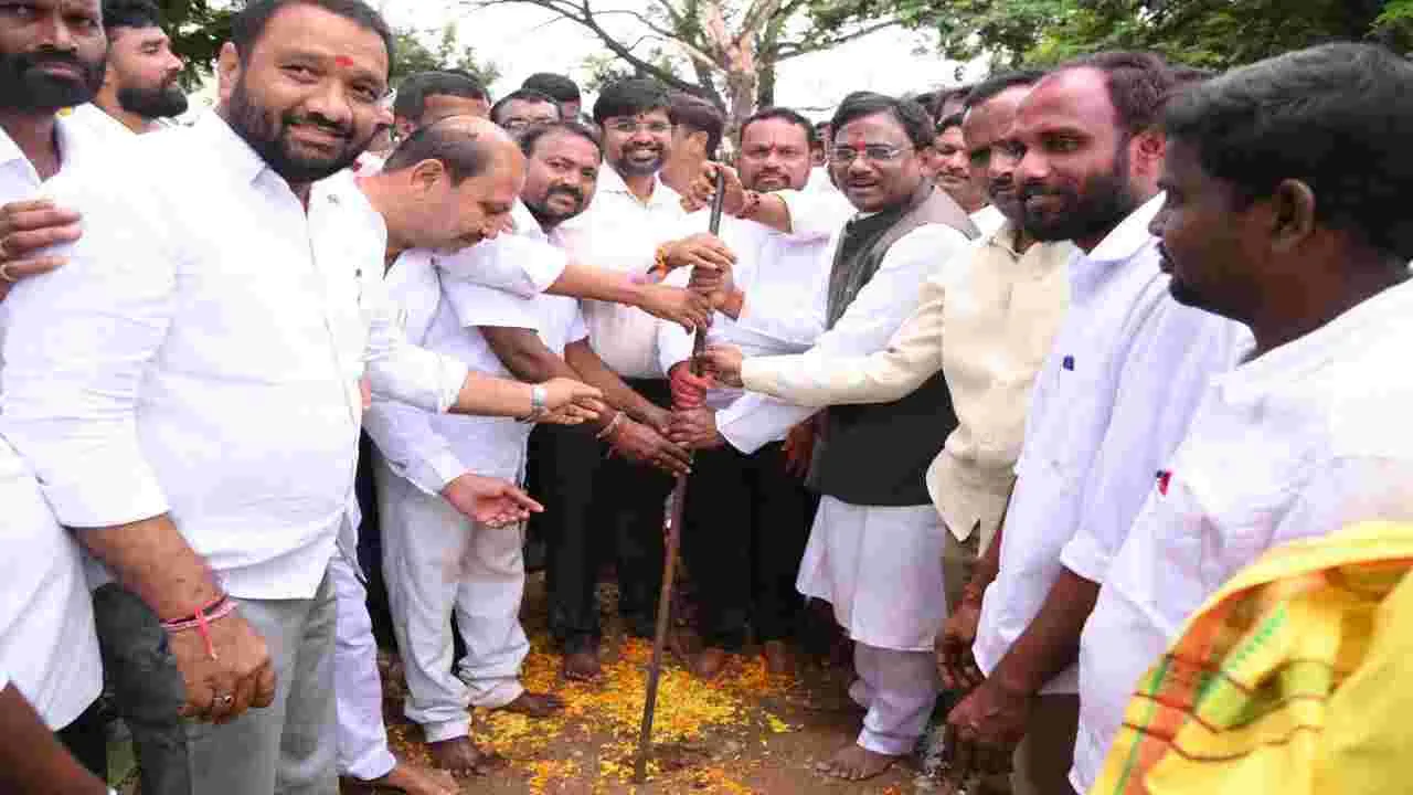 విద్యారంగ అభివృద్ధికి ప్రభుత్వం కృషి