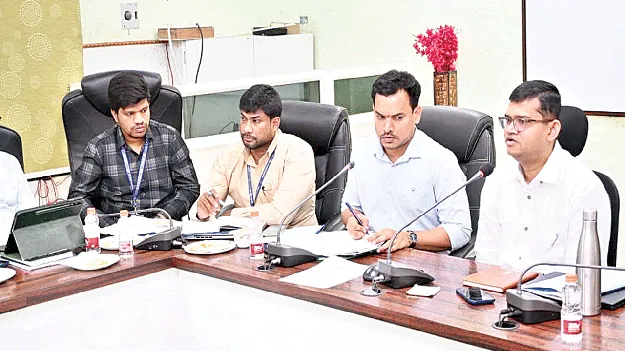 అర్హులకు సకాలంలో రుణాల మంజూరు 