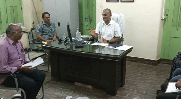 ఉత్తమ ఉపాధ్యాయ అవార్డుకు వచ్చింది 52 దరఖాస్తులే 