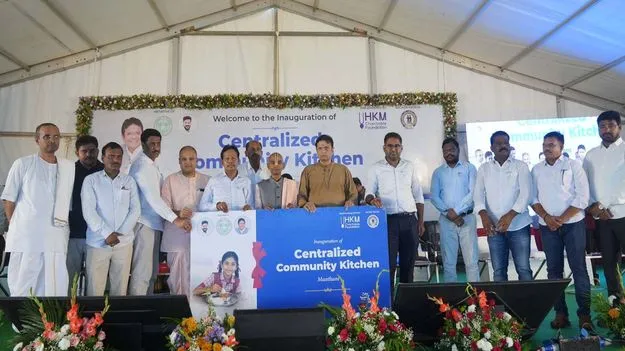 విద్యార్థుల ఆకలి తీర్చడమే లక్ష్యం