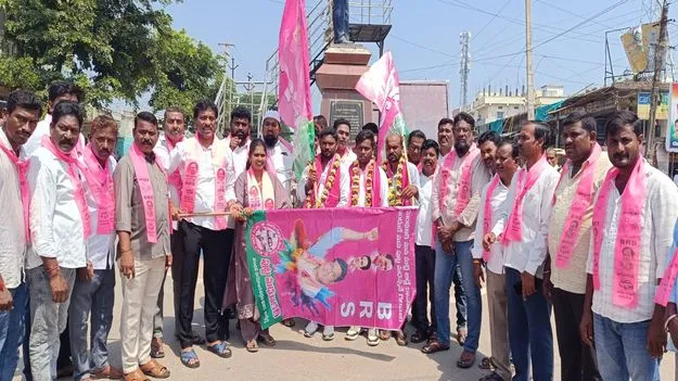 కేసీఆర్‌ సీఎం కావాలని పాదయాత్ర