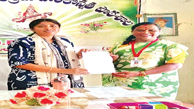 సమస్యలు పరిష్కరించండమ్మా..