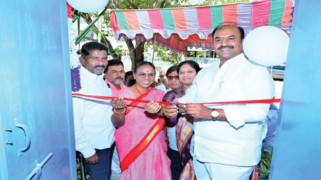   దివ్యాంగుల కోసం ప్రత్యేక భవనం