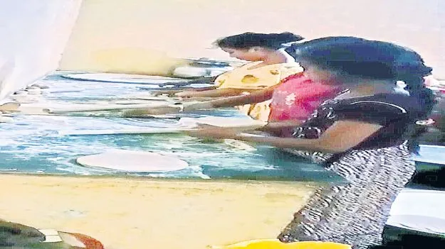 విద్యార్థినులతో వెట్టి చాకిరీ