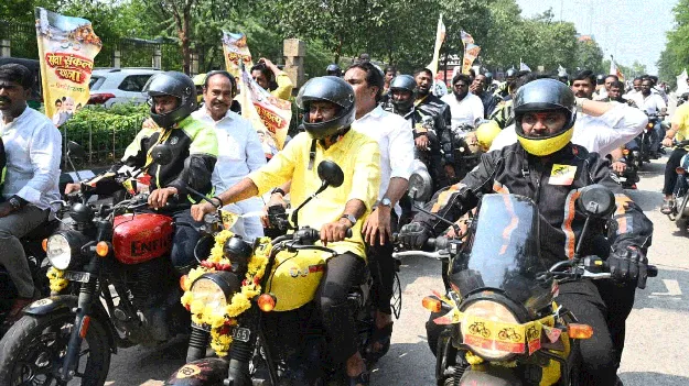 వారణాసి యాత్ర ప్రారంభం