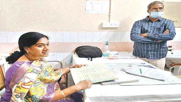 సంతకాలు చేసి.. వెళ్లిపోవడమే!