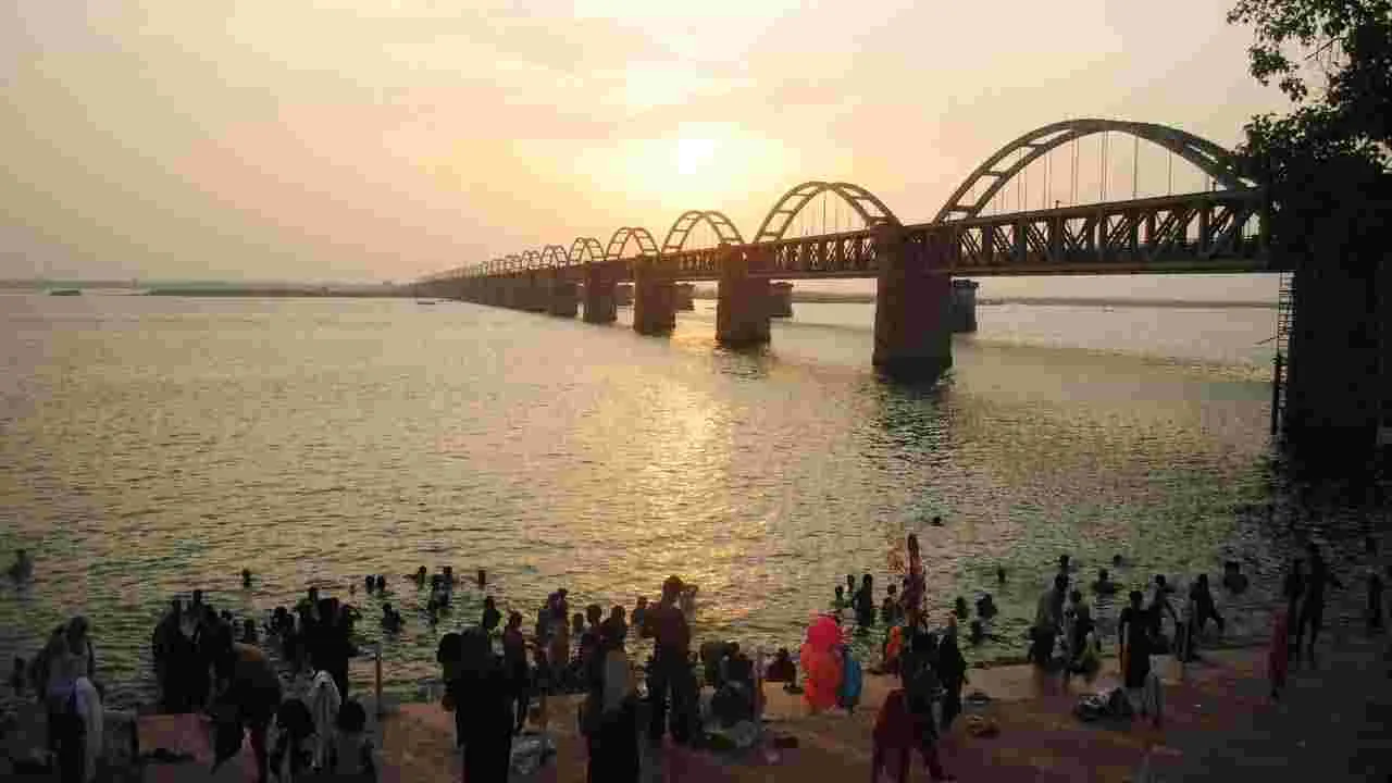 గోదావరి పుష్కరాల ప్రత్యేక అధికారిగా గంగాధర్‌