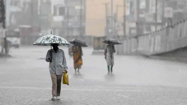 చెదురుమదురుగా వర్షాలు