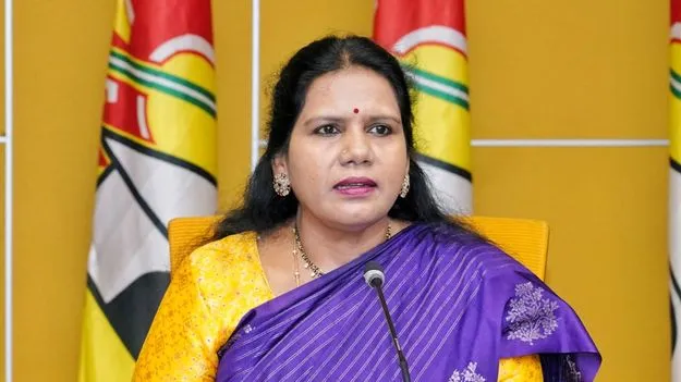 మహిళల ద్రోహి జగన్‌: పీతల సుజాత
