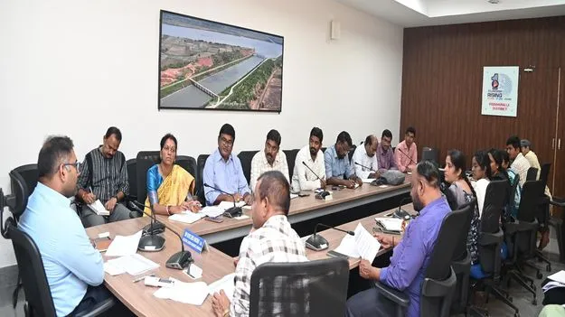 గోదావరి పుష్కరాల పనులను వేగవంతం చేయాలి