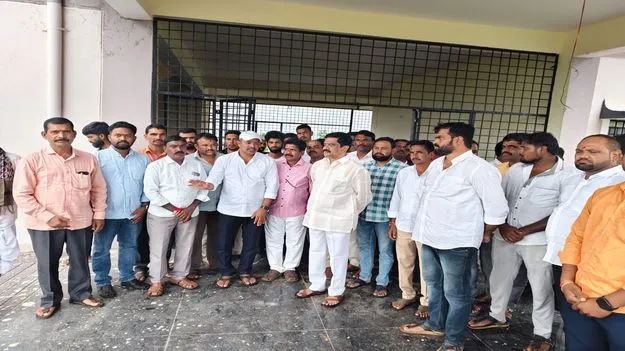  Rajanna Sircilla:  గురుకుల పాఠశాల భవన నిర్మాణపనులు వెంటనే పూర్తిచేయాలి 