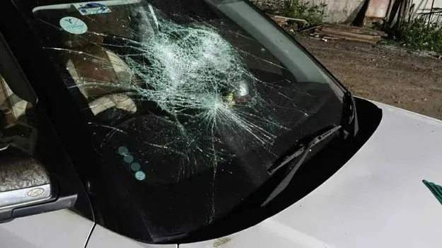 వైసీపీ అభ్యర్థిని భర్తపై అదే పార్టీ నేతల దాడి