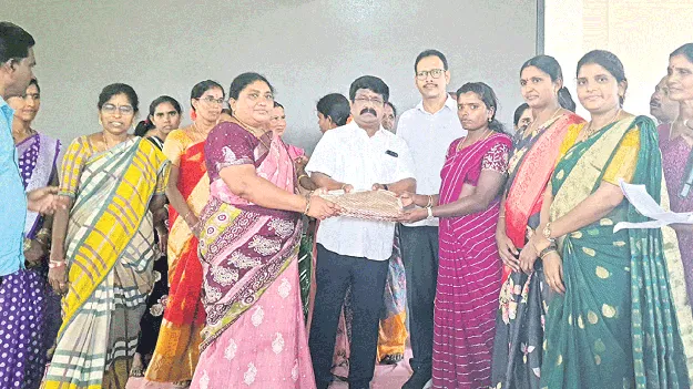 పేదవాడికి కార్పొరేట్‌ వైద్యం అందాలన్నదే లక్ష్యం 