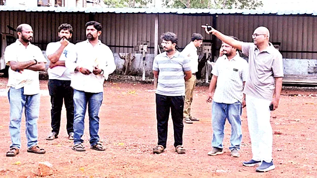 క్రమశిక్షణతో విధులు నిర్వహించాలి
