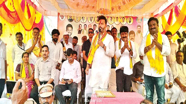  జిల్లాను ఉపాధి కేంద్రంగా మారుస్తాం