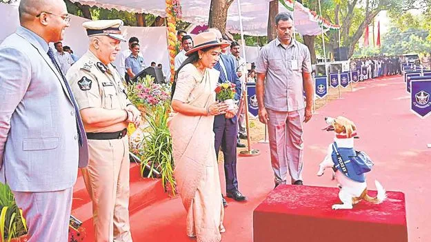నేరాల ఛేదనలో జాగిలాలు కీలకం