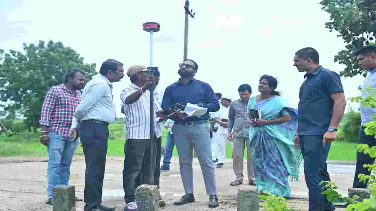 Jagtial: రీ సర్వే పనులు వేగవంతంగా పూర్తిచేయాలి