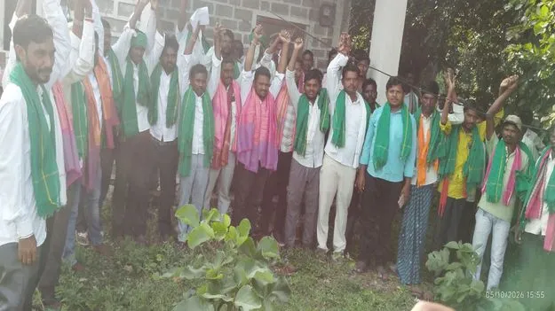 Kumram Bheem Asifabad:   కోలాం గిరిజనుల సమస్యల పరిష్కారానికి కృషిచేయాలి