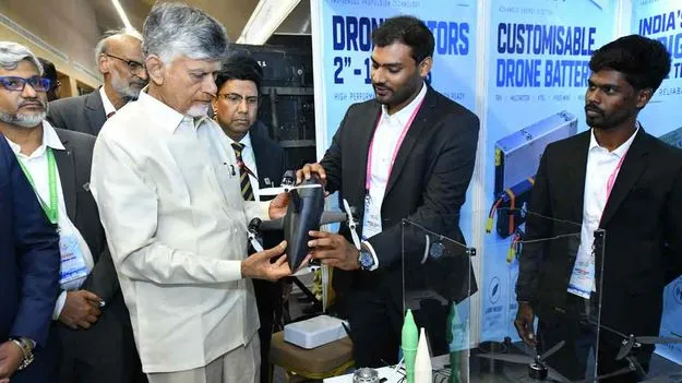 అమరావతిలో ఫిబ్రవరి 3 నుంచి క్వాంటం కంప్యూటర్‌ ఆపరేషన్స్‌: చంద్రబాబు