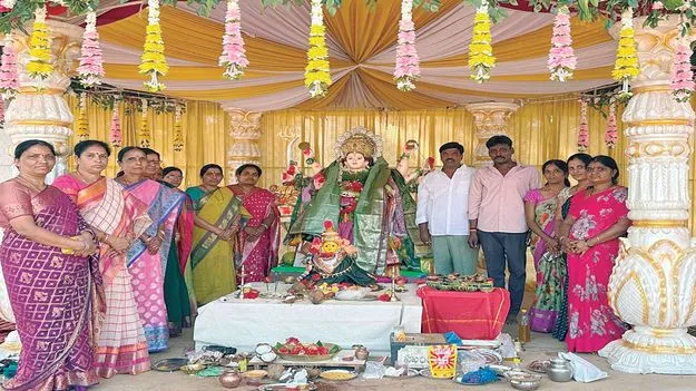  అమ్మా భవానీ.. 