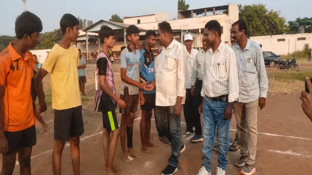క్రీడాకారులు జాతీయస్థాయికి ఎదగాలి