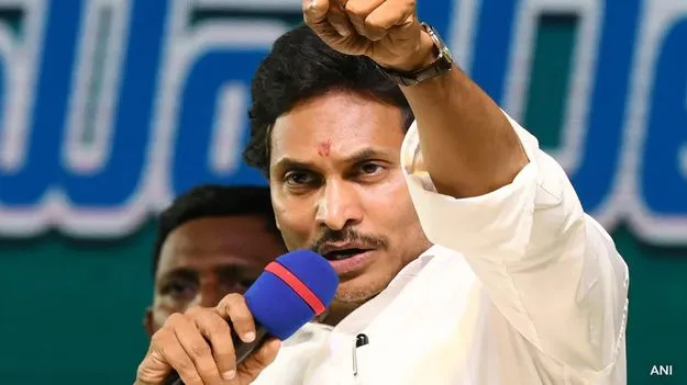 చొక్కా మడతపెట్టా...ఎవరొస్తారో రండి