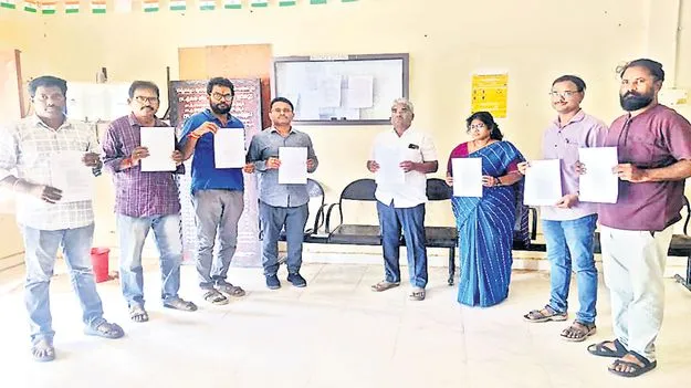 వార్డుల పునర్విభజన ముసాయిదా జాబితా ప్రదర్శన