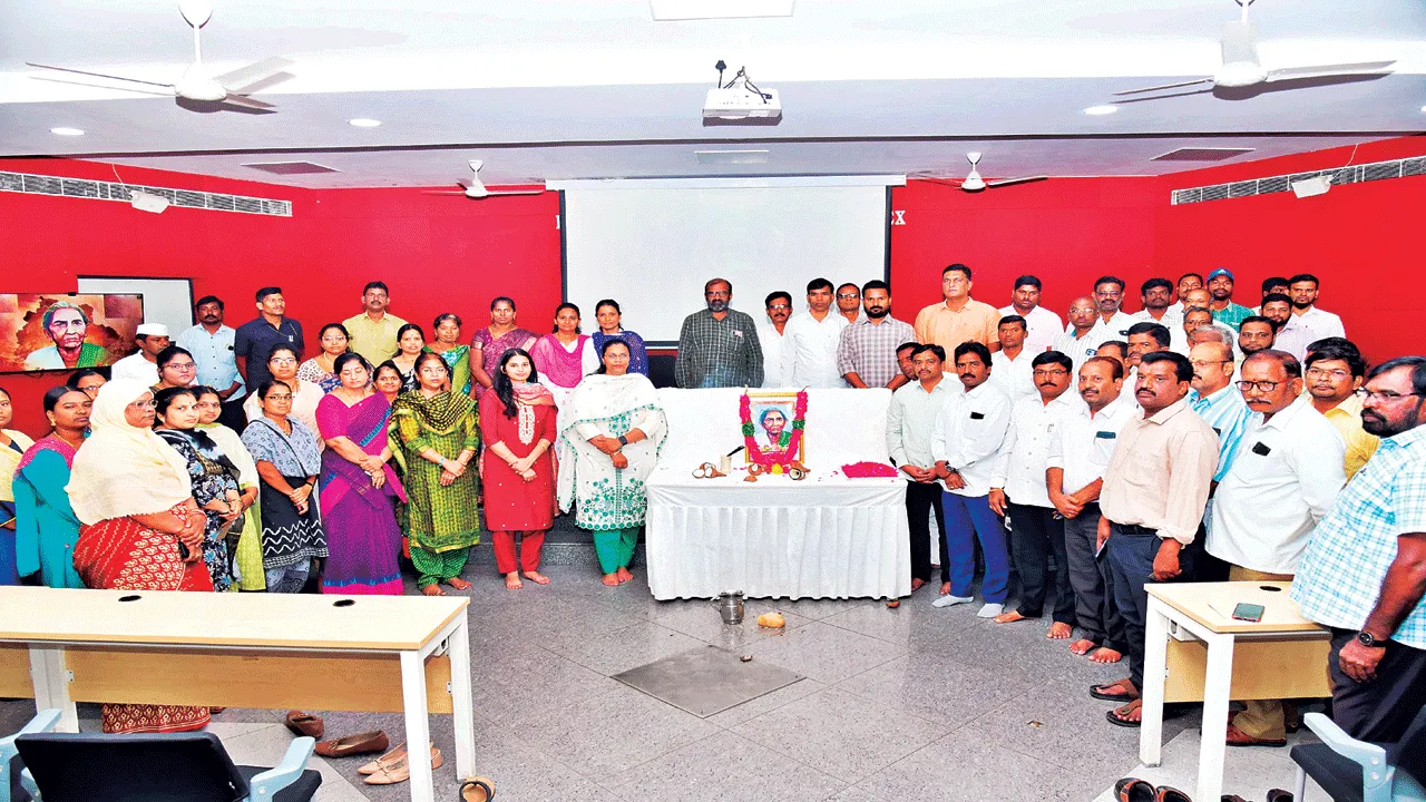 అణగారిన వర్గాల ఆశాజ్యోతి ఐలమ్మ