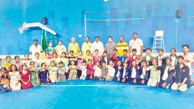 యోగా టోర్నీలో పతకాలు సాధించాలి
