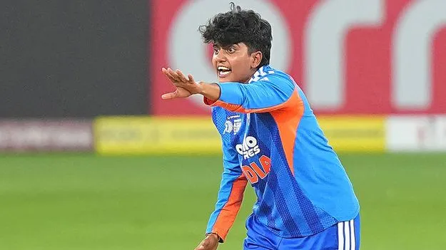 శ్రీచరణికి ఉత్తమ రేటింగ్‌