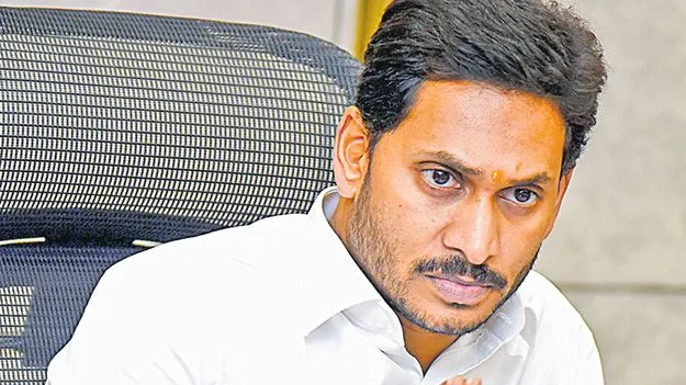 మాట తప్పరా.. మడమ తిప్పరా? 