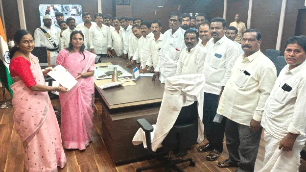 కరువు మండలాలుగా ప్రకటించండి