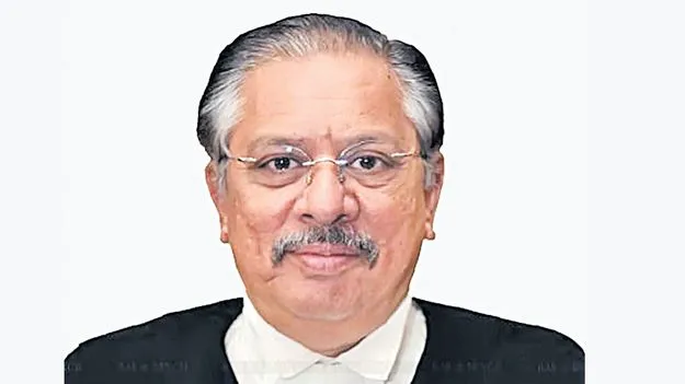 ఆ న్యాయమూర్తి అవినీతిపరుడు