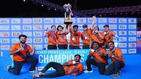 దీరజ్‌ బృందానికి ఏపీఎల్‌ కిరీటం