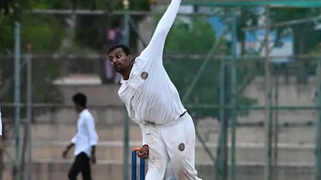 హైదరాబాద్‌ బోణీ