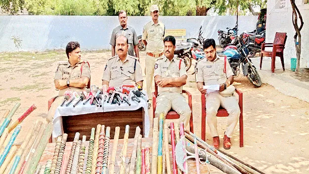  అరికెరలో కార్డన్‌ సెర్చ్‌