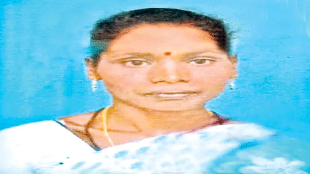 ఆటో, ద్విచక్రవాహనం ఢీ 