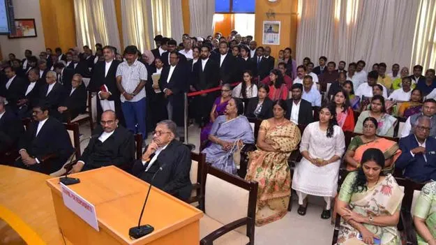 హైకోర్టు శాశ్వత న్యాయమూర్తులుగా ఐదుగురు
