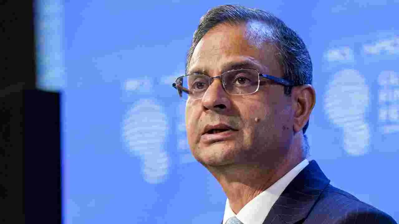 కస్టమర్ల డేటాకు ఫిన్‌టెక్‌లు ధర్మకర్తలే..