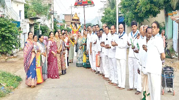  నందిగాంలో సత్యసాయి పల్లకి ఉత్సవం