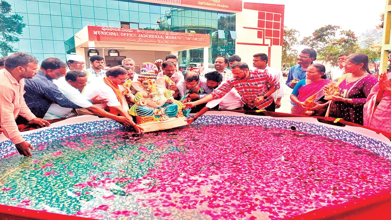 గంగమ్మ ఒడికి పార్వతీ తనయుడు