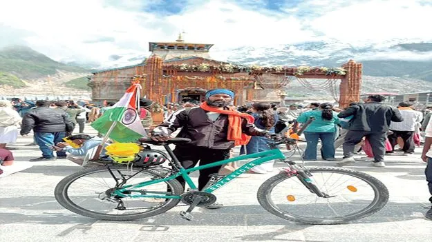 సైకిల్‌పై జ్యోతిర్లింగాల దర్శనం
