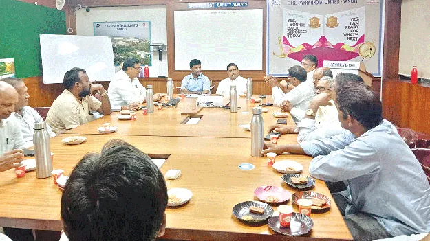 భరోసా ఇచ్చేవరకు ఉద్యమం ఆగదు