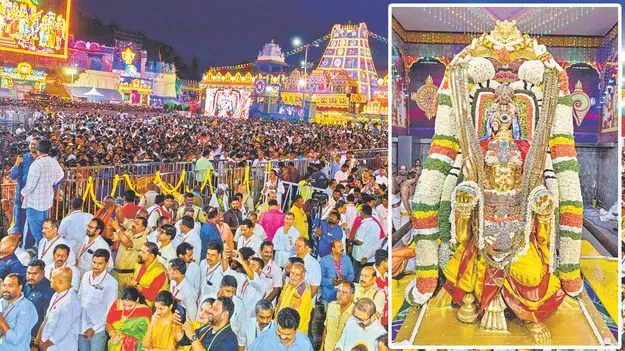 కనులపండువగా గరుడ సేవ 