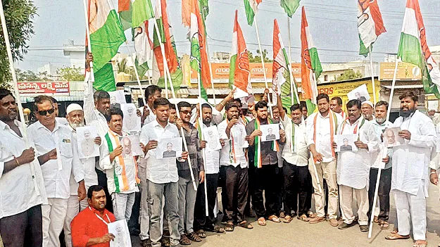  మోదీ కోసం ఈసీ పని చేస్తోంది 