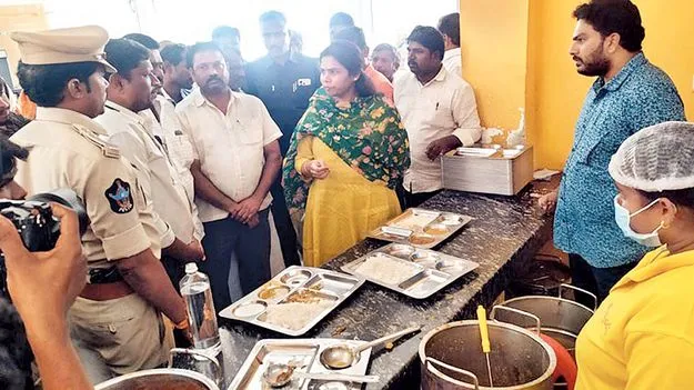 అన్న క్యాంటీన్‌పై దుష్ప్రచారం సహించం